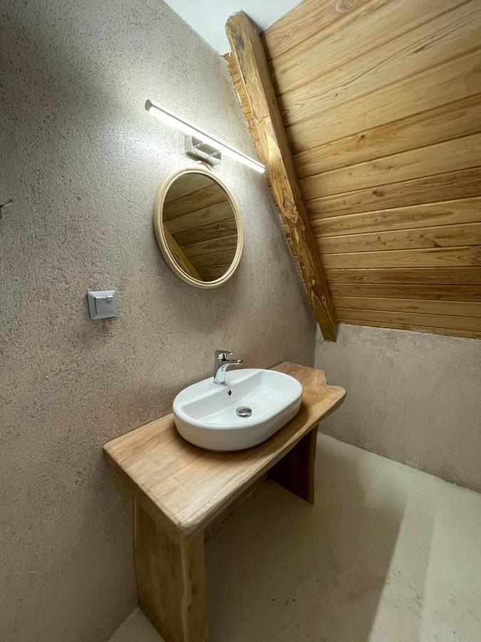 Unique Wooden Villa With Pool Olympiada Eksteriør billede